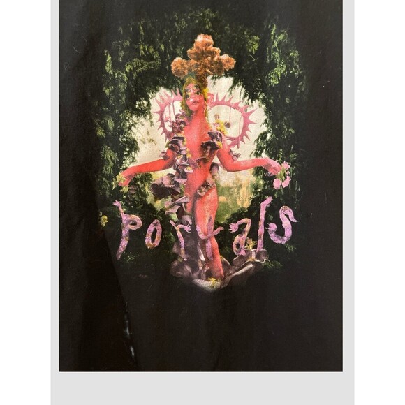 Melanie Martinez Portals Album Cover T-Shirt Black Hot Topic Size Medium unisex - Picture 2 of 4